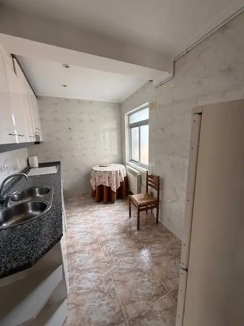 Cocina de Piso en venta en Peñaranda de Bracamonte con Calefacción y Amueblado