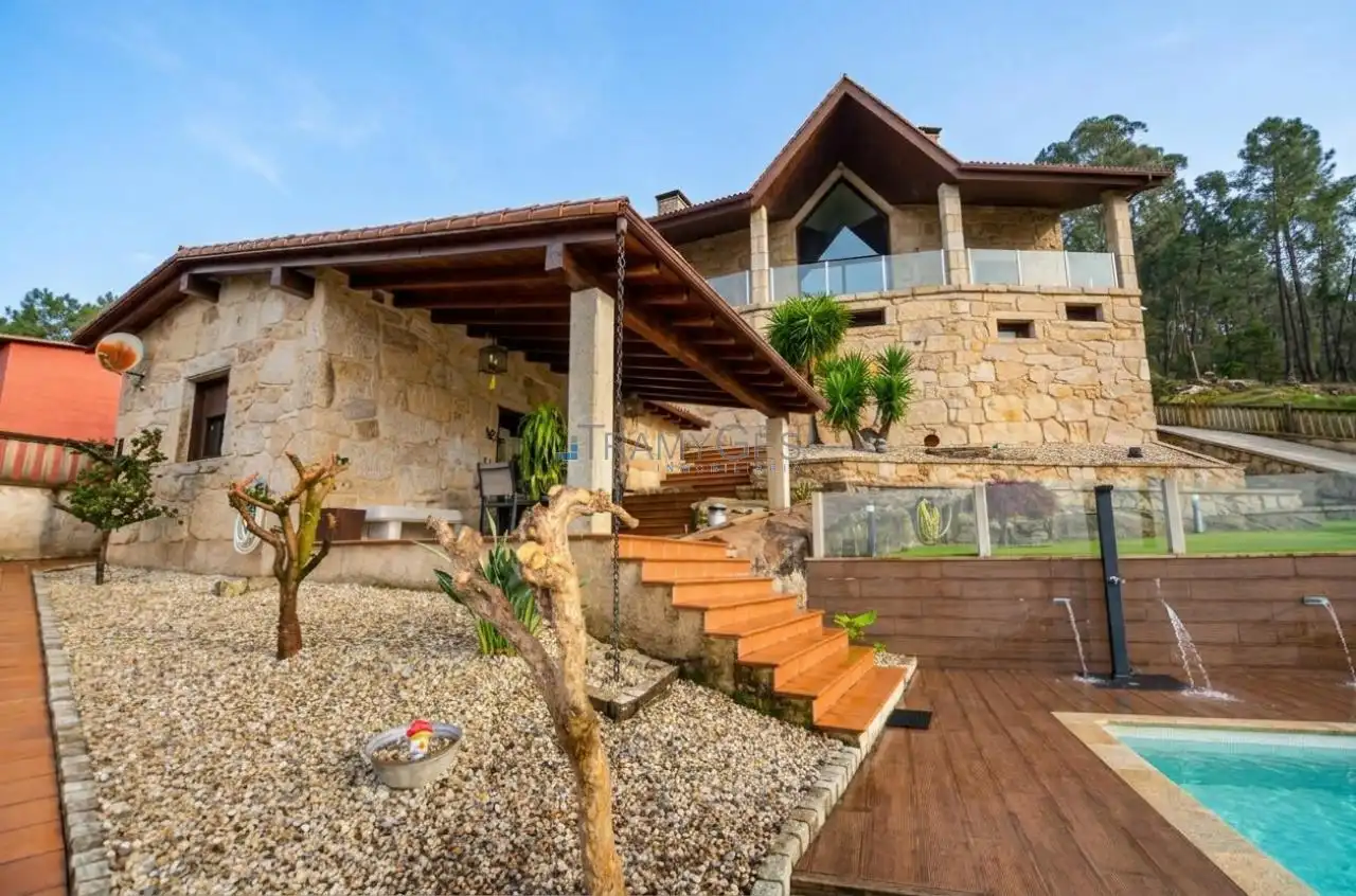 Terraza de Casa o chalet en venta en Tui con Calefacción, Jardín privado y Terraza