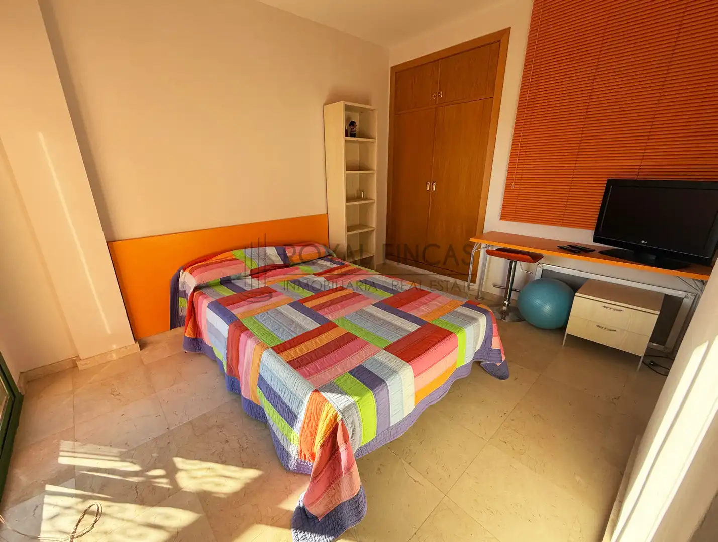 Bedroom of Attic for sale in Fuengirola  with Air Conditioner, Heating and Terrace