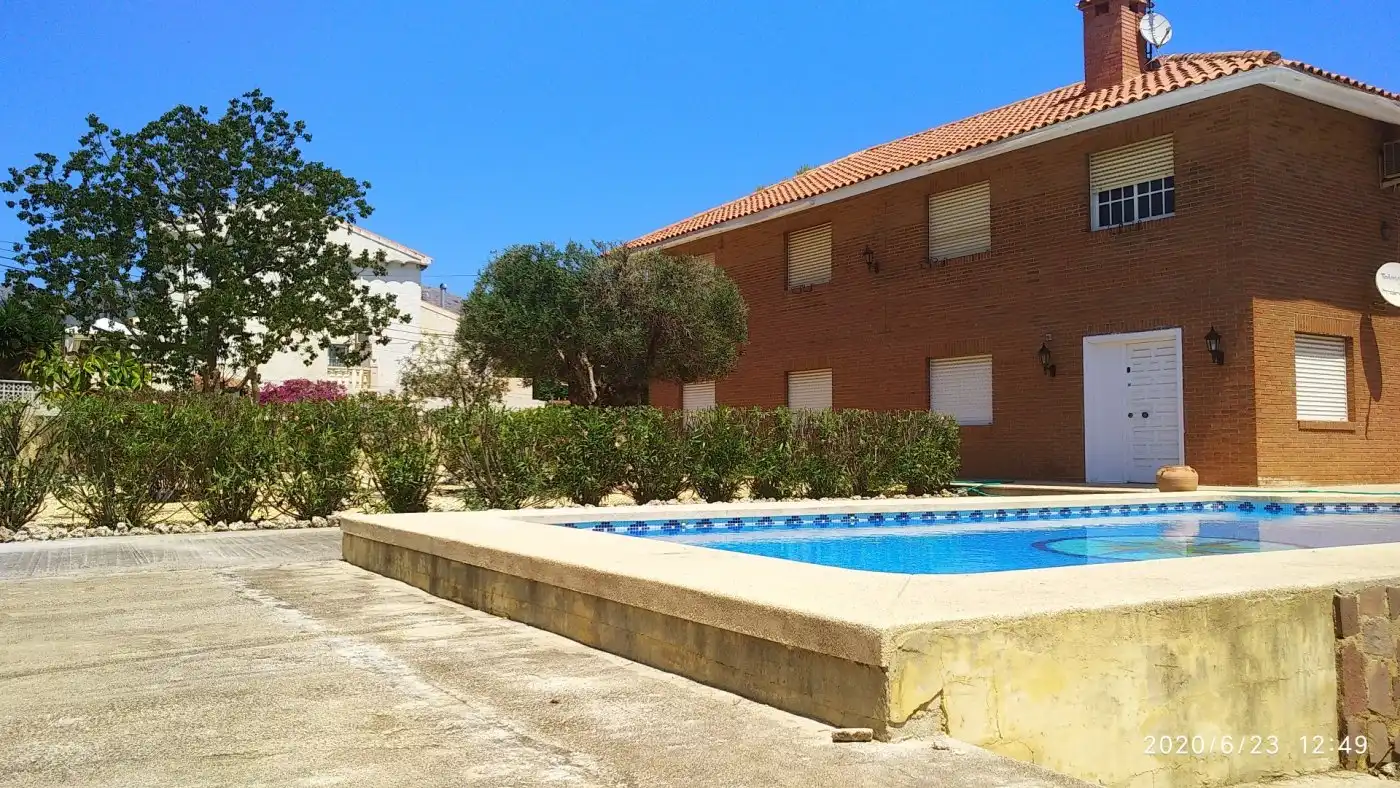 Exterior view of Houses for sale in La Nucia  with Private garden, Terrace and Storage room