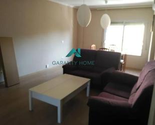 Living room of Flat for sale in  Sevilla Capital  with Air Conditioner