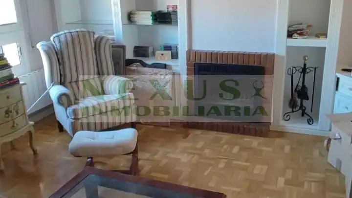 Living room of Flat for rent in Cáceres  with Air Conditioner, Heating and Furnished