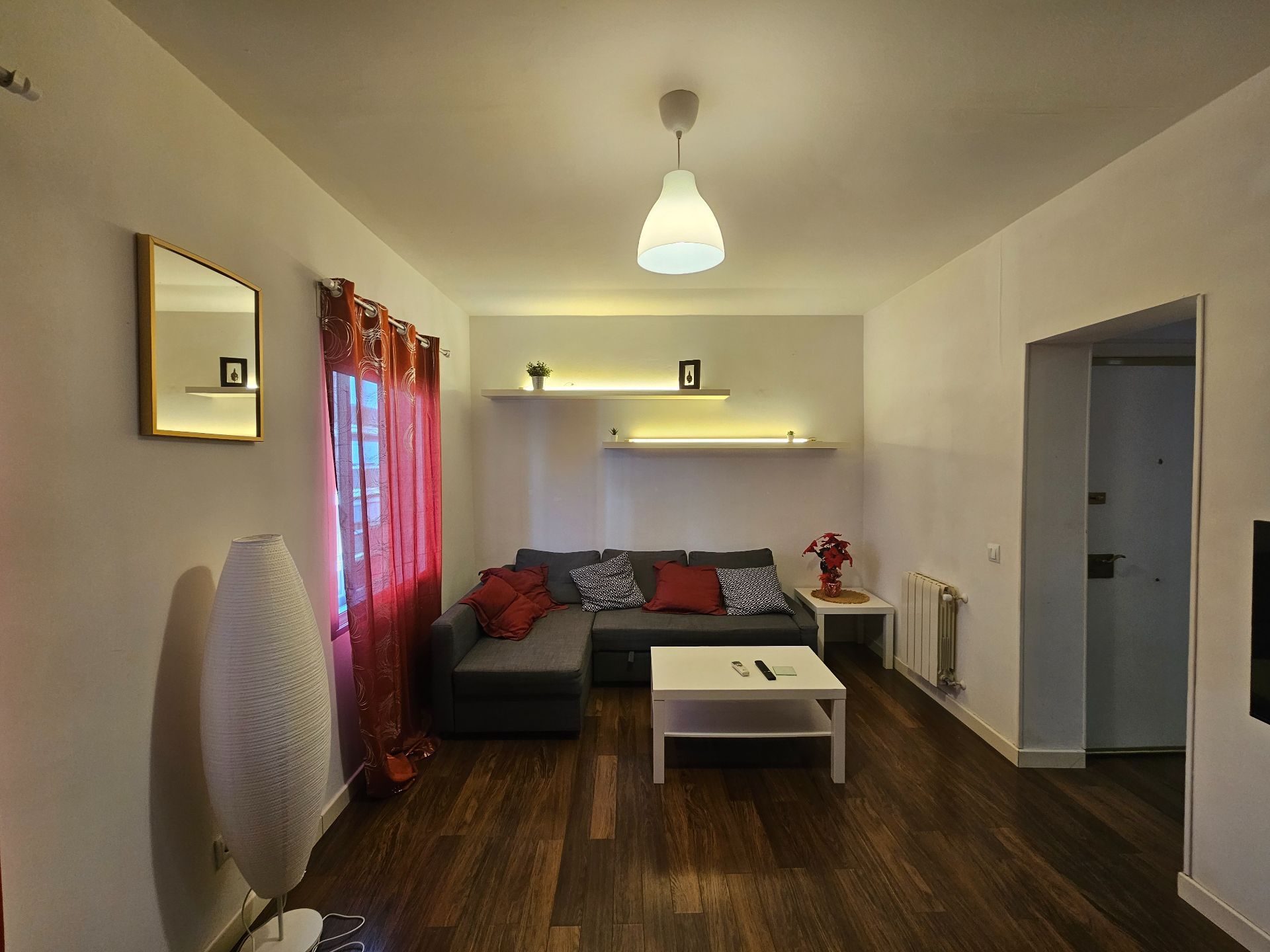 Living room of Apartment for sale in  Madrid Capital  with Air Conditioner, Heating and Furnished