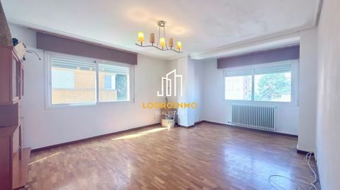 Foto 4 de Piso en venta en Cascajos - Piqueras, Logroño