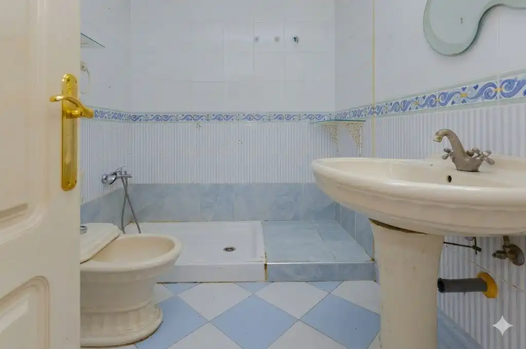 Bathroom of Detached homes for sale in Almería  with Terrace and Balcony