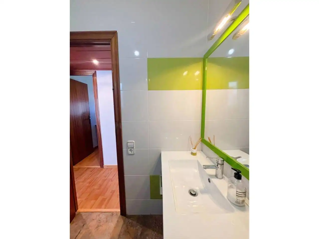 Baño de Piso en venta en Cerdanyola del Vallès con Aire acondicionado, Calefacción y Parquet