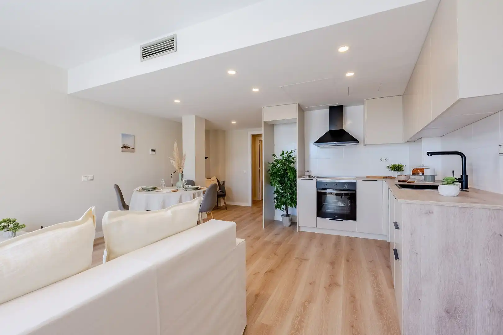 Piso en venta en Antoni de Capmany, El Palau - Escorxador