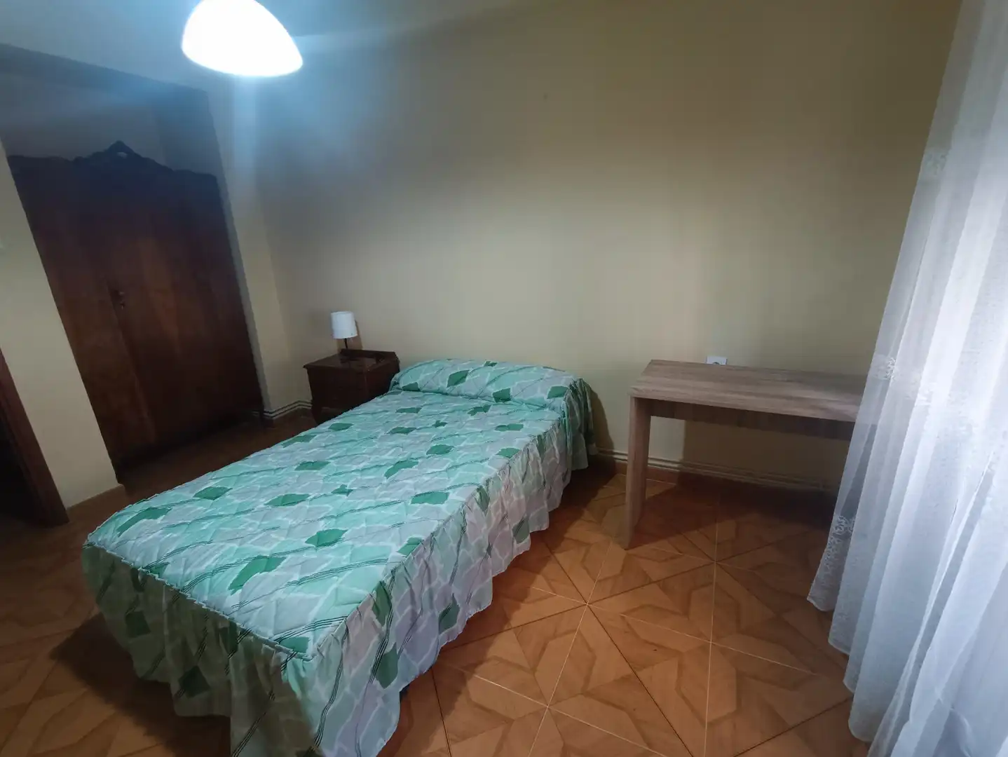 Schlafzimmer von Wohnung zur Miete in Eskoriatza mit Heizung und Möbliert