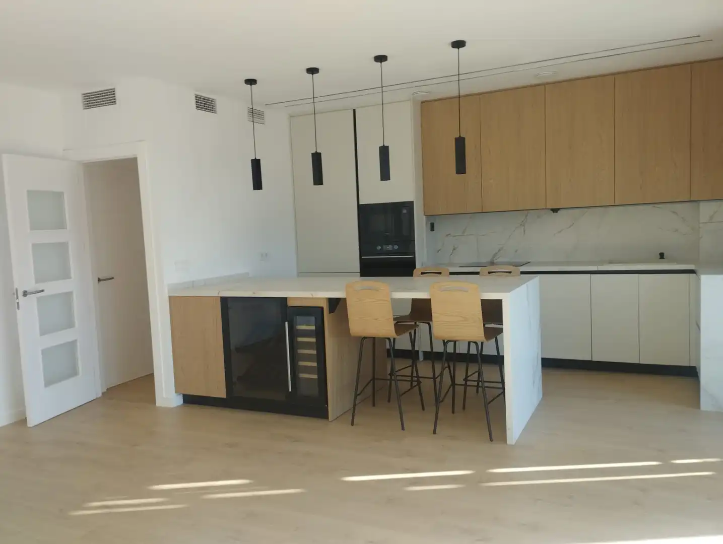 Kitchen of Attic for rent in Granada  with Air Conditioner, Heating and Storage room
