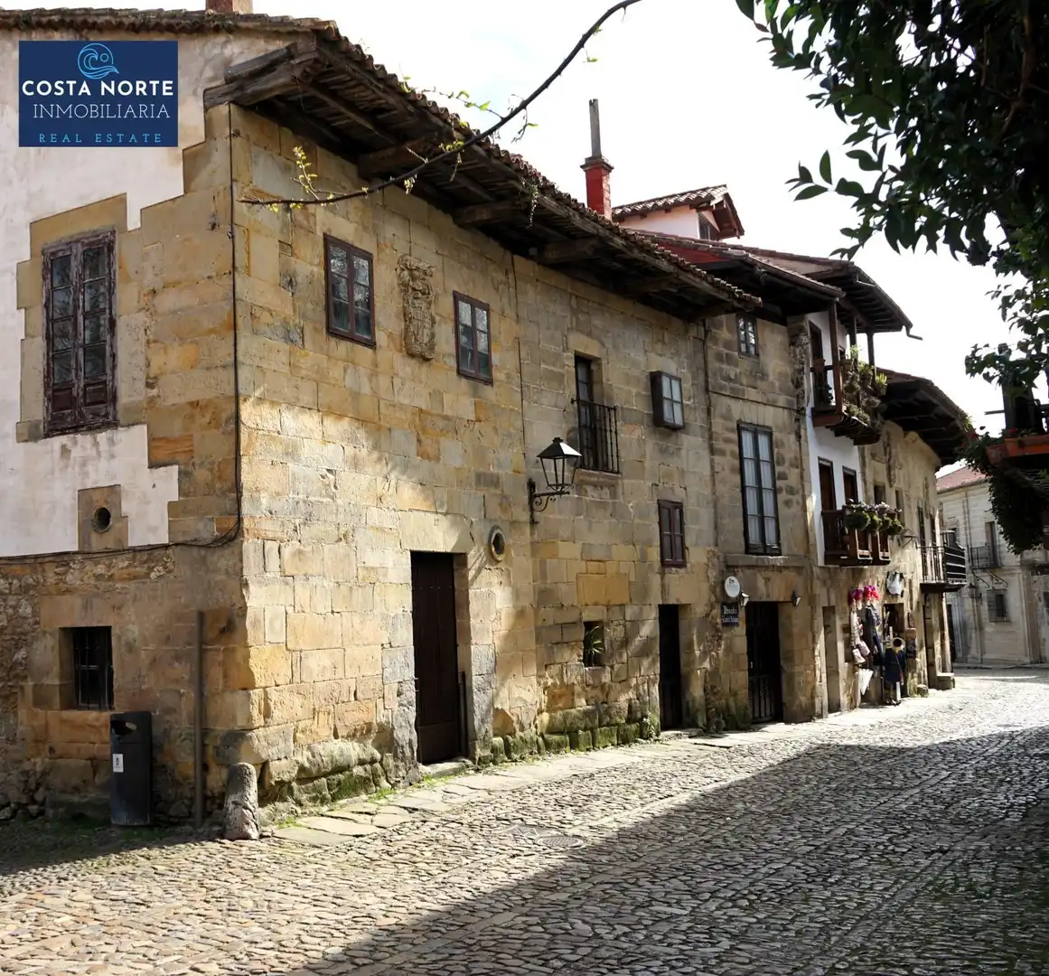Edificio en venta en CARRERA, 17, Santillana del Mar