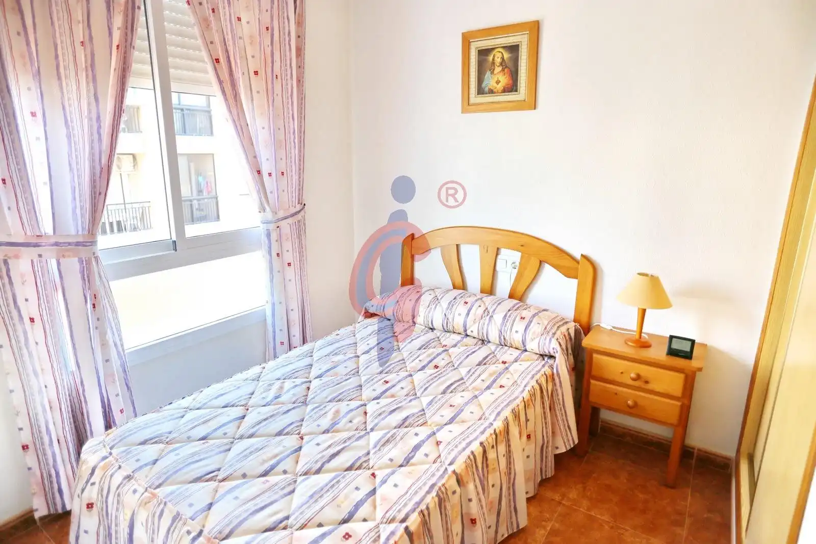Habitación de Apartamento en venta en Guardamar del Segura con Terraza y Amueblado
