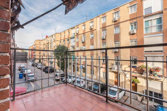 Piso en Venta en Calle de Salasierra en Moscardó