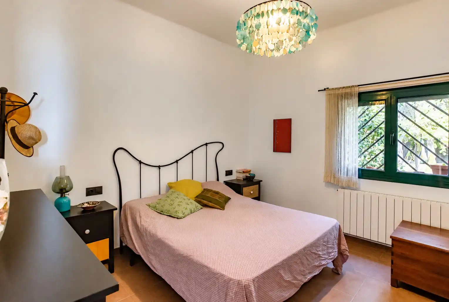 Bedroom of Country homes for sale in Mas Florit - Ca la Guidó