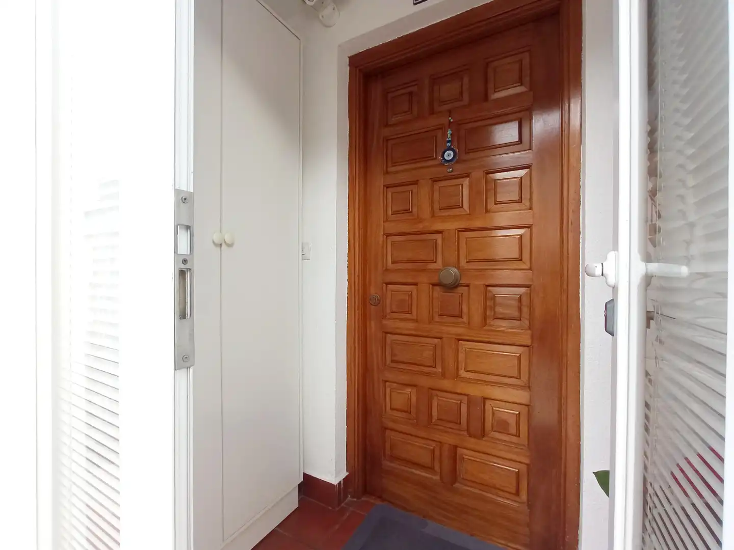 Casa adosada en venta en Irun  con Terraza, Trastero y Amueblado