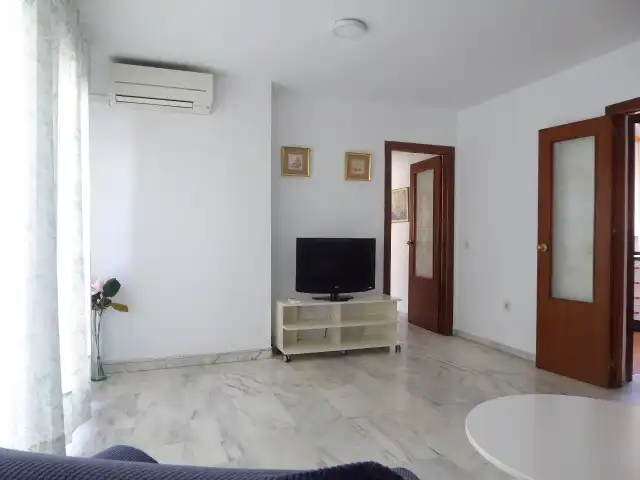 Living room of Flat for rent in Málaga  with Air Conditioner, Furnished and Oven