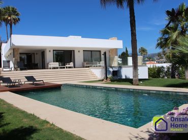 Xalet amb piscina en venda a Urbanización Guadalmina Alta