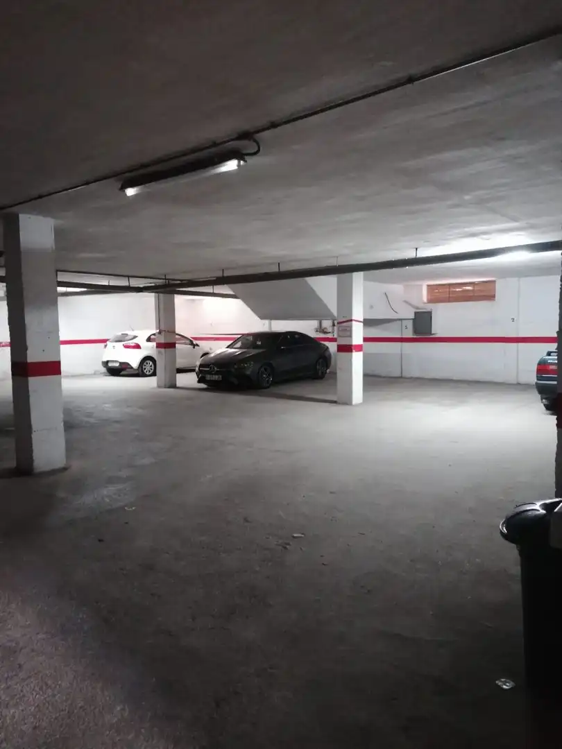 Parkplatz von Garage zur Miete in Murcia