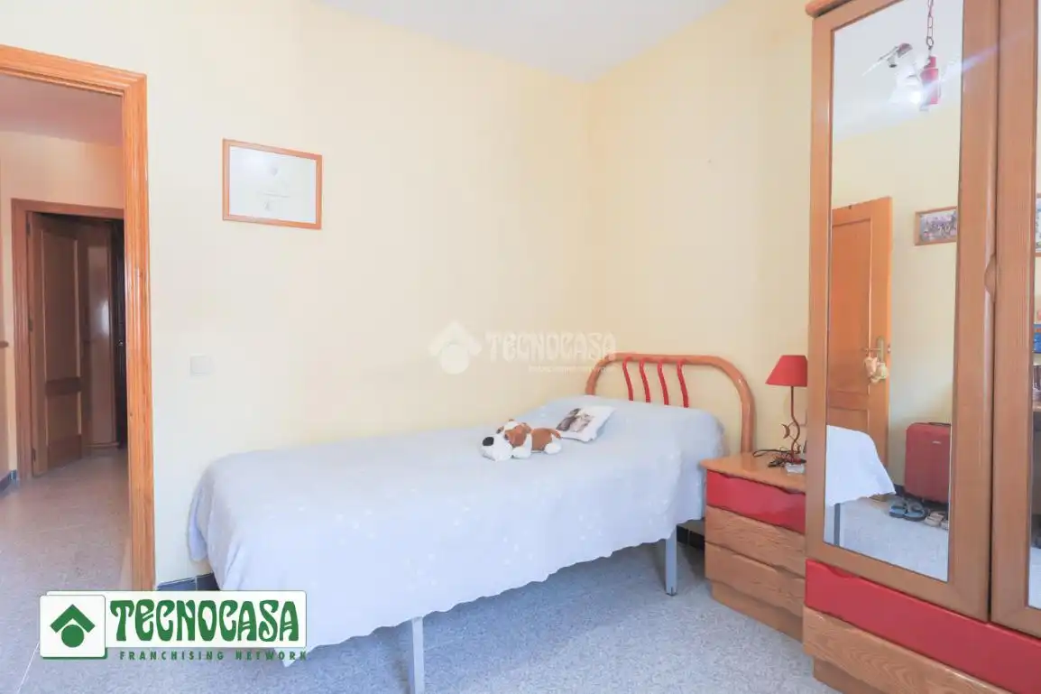 Schlafzimmer von Einfamilien-Reihenhaus zum Verkauf in Adra mit Terrasse