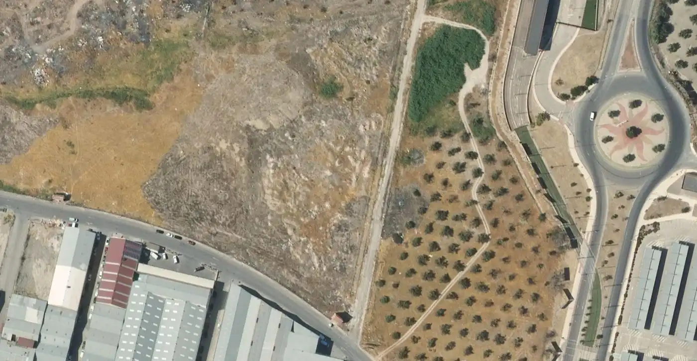 Residential land for sale in Renfe - Bulevar 1ª y 2ª Fase
