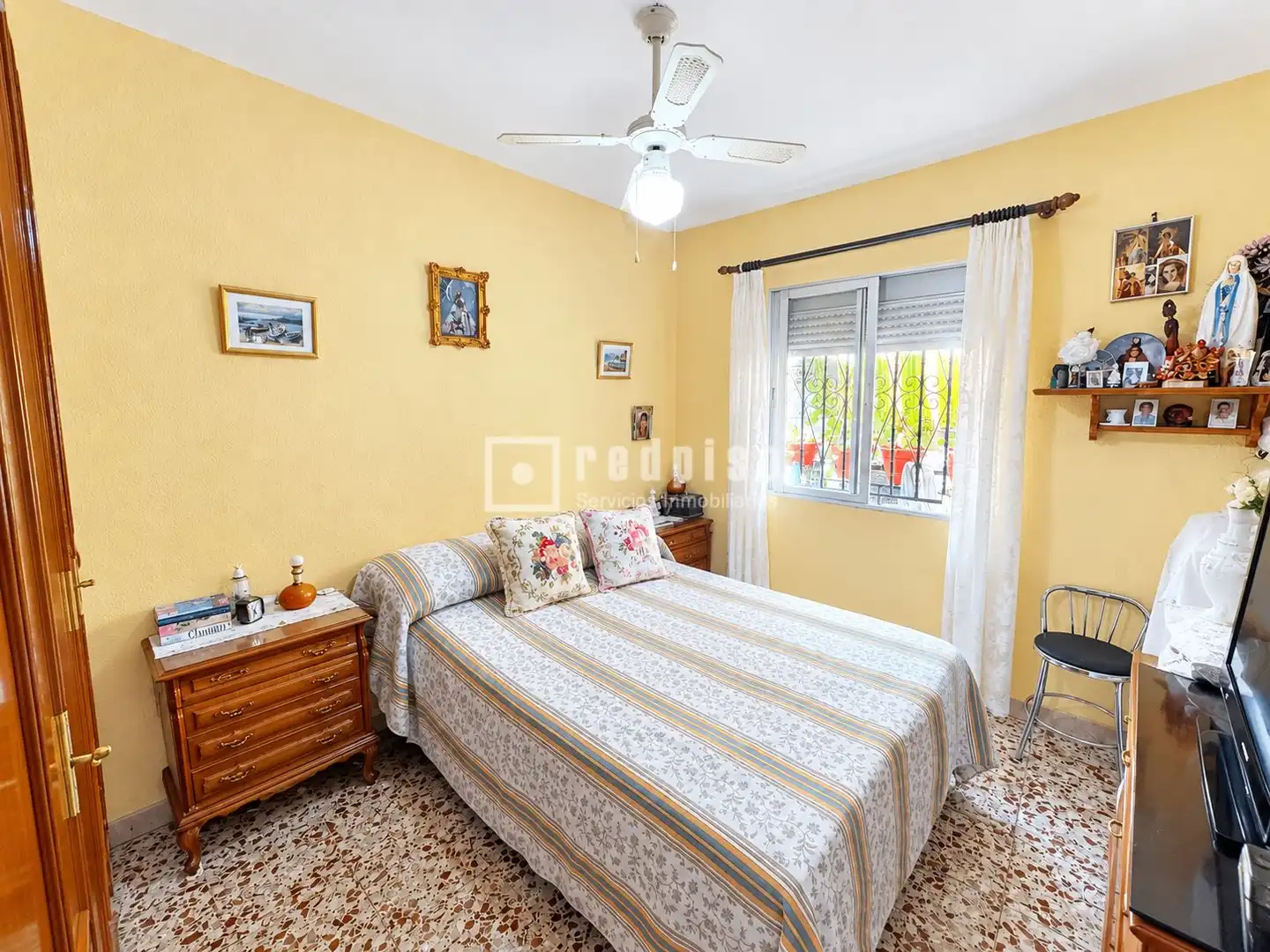 Bedroom of Houses for sale in Coslada  with Heating, Terrace and Storage room