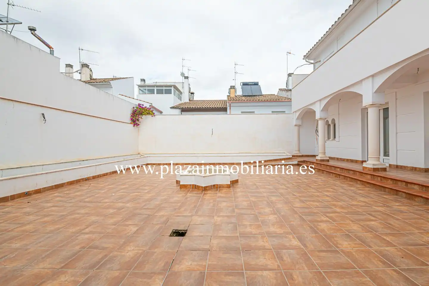 Garden of Houses for sale in Lucena  with Terrace, Storage room and Balcony