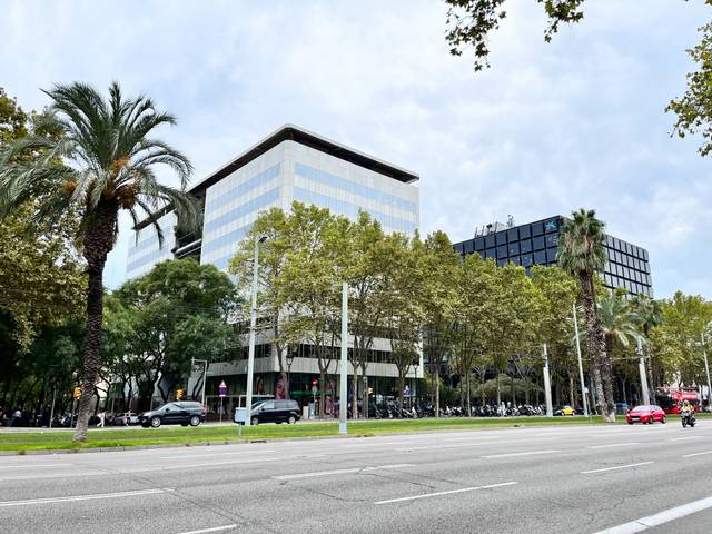 Oficina en Alquiler en Carrer de Gandesa en Barri de les Corts