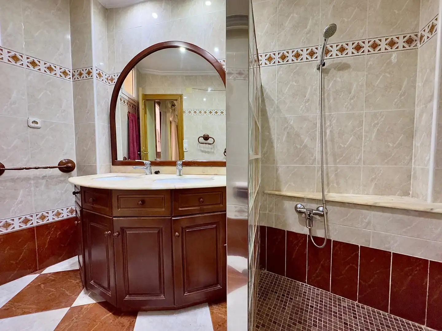 Baño de Planta baja en venta en Aspe con Aire acondicionado, Calefacción y Trastero