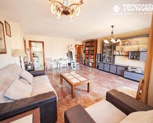 Living room of Flat for sale in  Granada Capital  with Air Conditioner