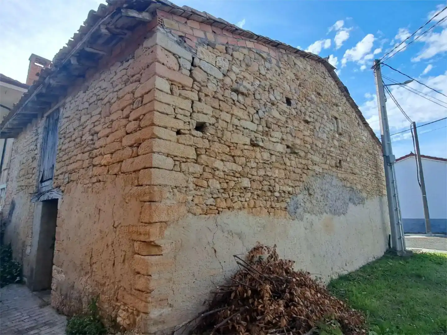 Vista exterior de Planta baixa en venda en Medina de Pomar