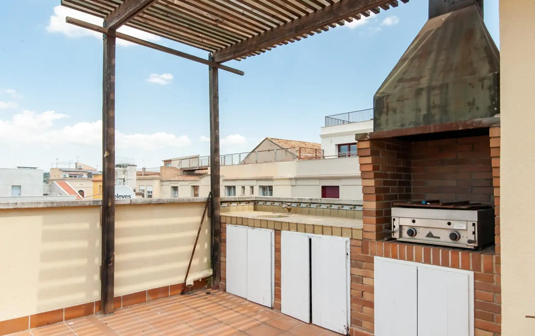 Terrassa de Dúplex en venda en Vilafranca del Penedès amb Aire condicionat, Calefacció i Jardí privat