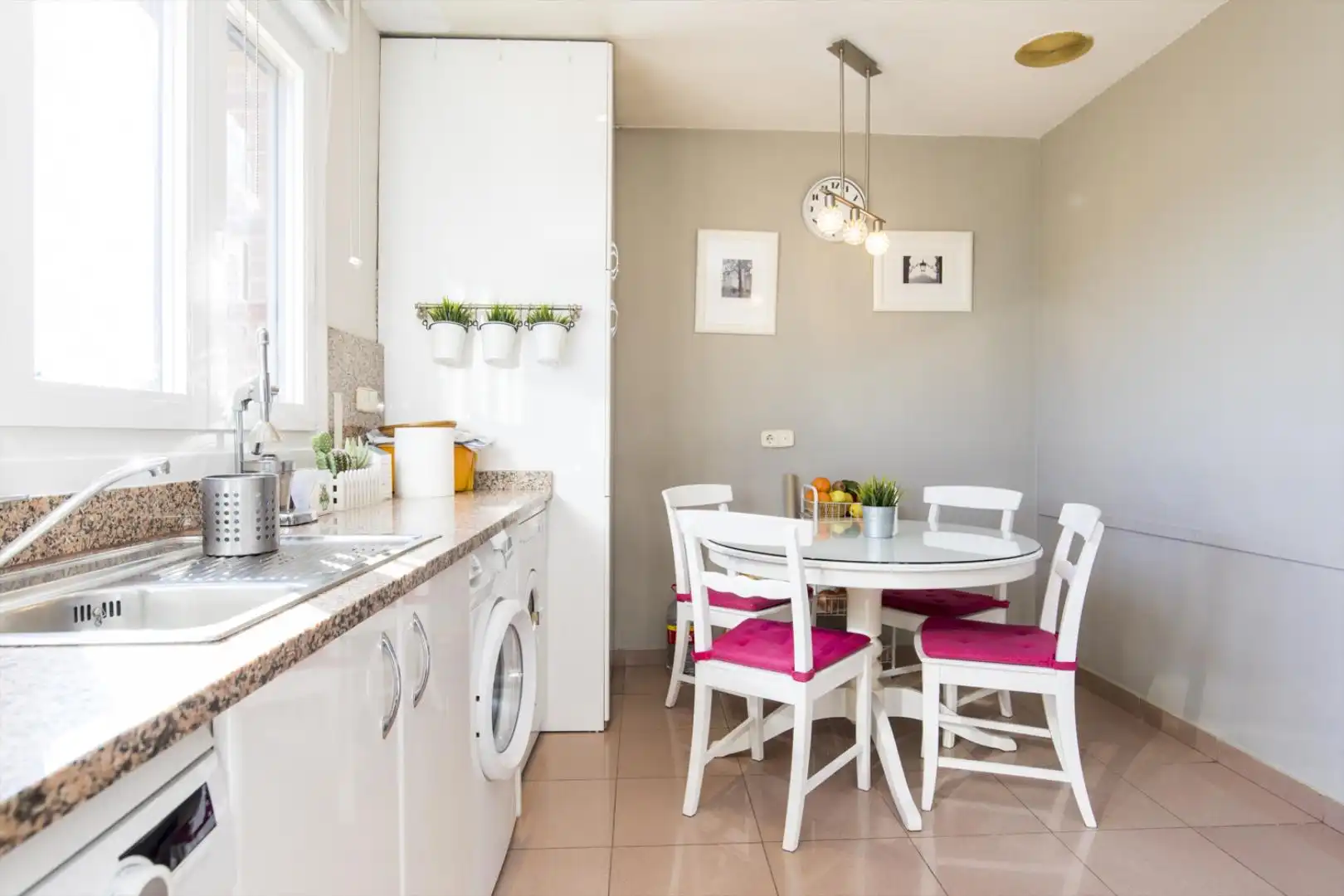 Kitchen of Detached homes for sale in Zaragoza  with Terrace, Storage room and Swimming Pool