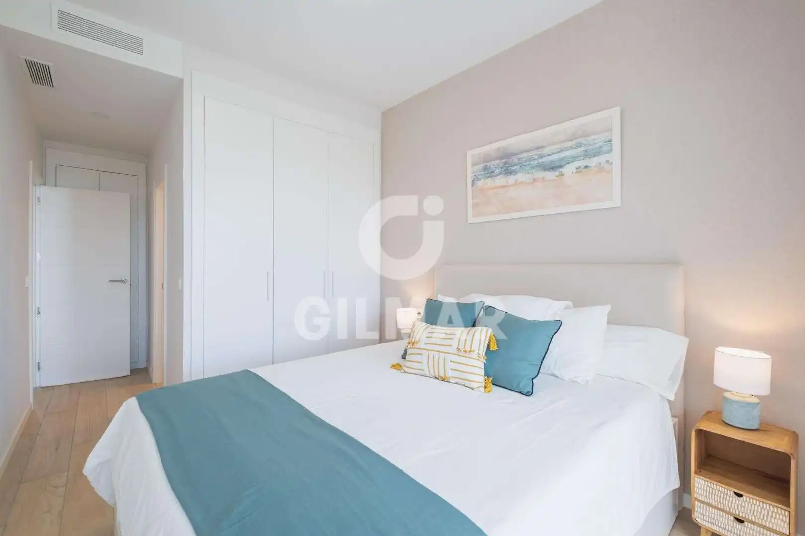 Schlafzimmer von Wohnung zur Miete in Chipiona mit Klimaanlage, Privatgarten und Möbliert