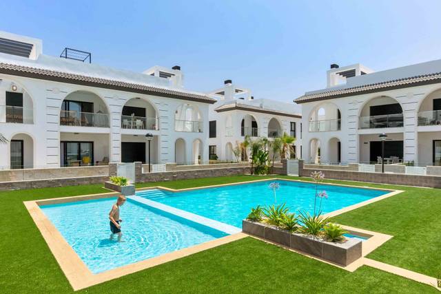 Ático en Alquiler en Rojales