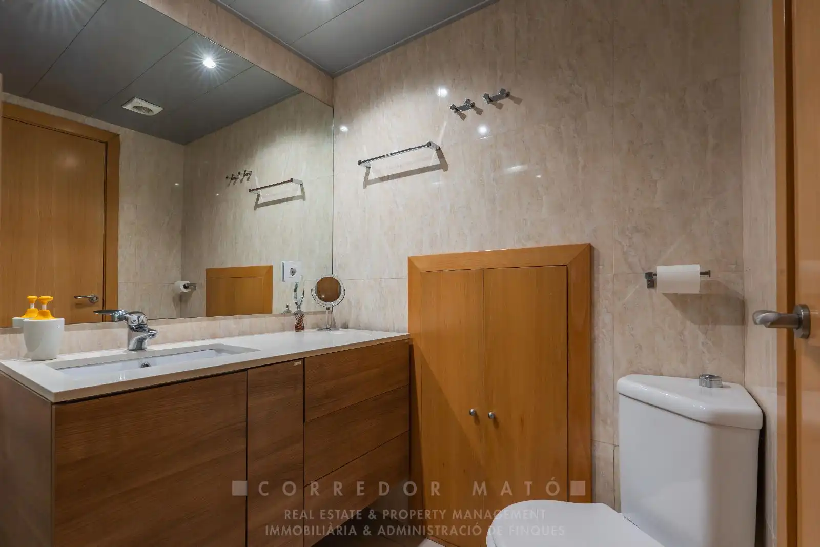 Apartment with lift for sale in Passeig del Mar, imagen 11