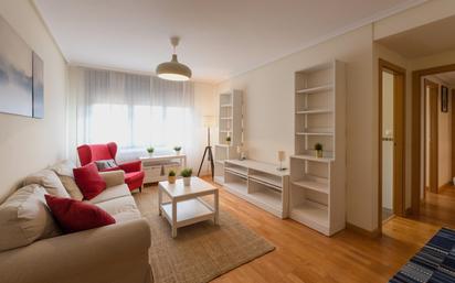 Living room of Flat for sale in Lardero  with Air Conditioner, Heating and Private garden
