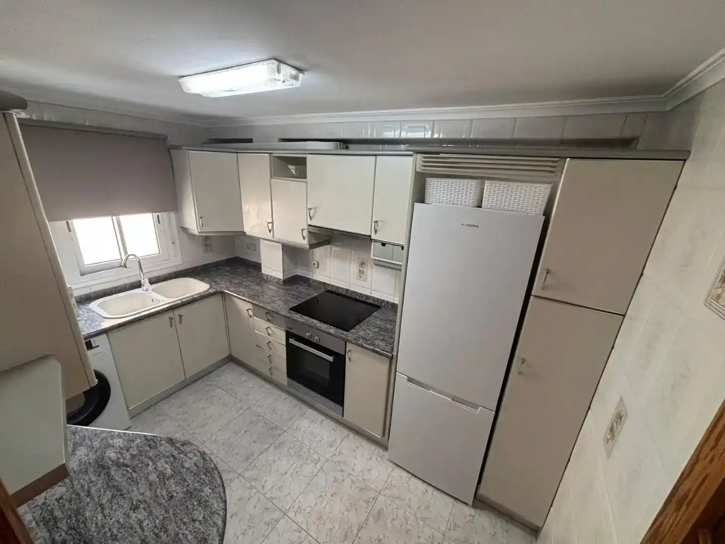 Küche von Wohnung zur Miete in Burjassot mit Klimaanlage und Balkon
