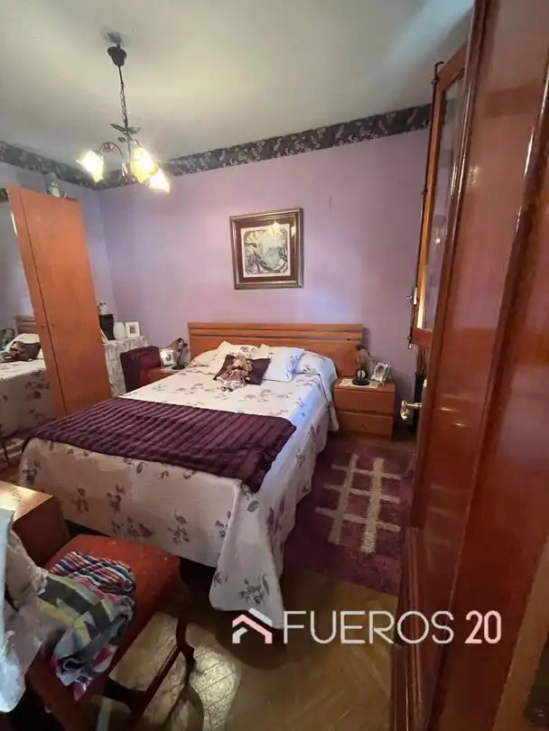Habitación de Piso en venta en Barakaldo  con Terraza y Amueblado