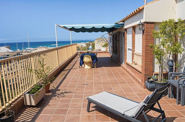 Ático en Venta en de Santiago Rusiñol en Sector Est