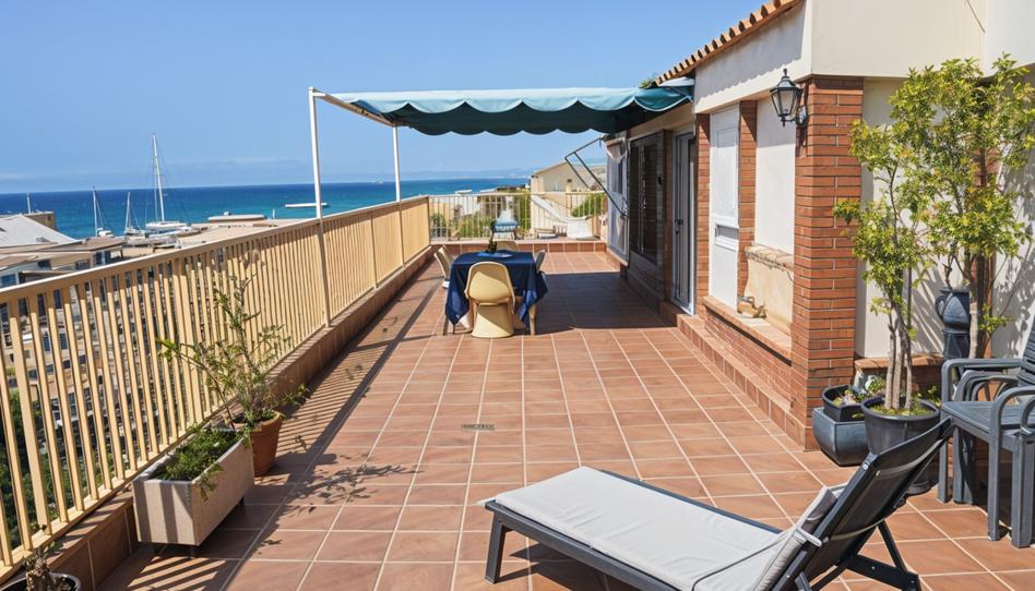 Foto 1 de Àtic en venda a De Santiago Rusiñol, Sector Est, Barcelona