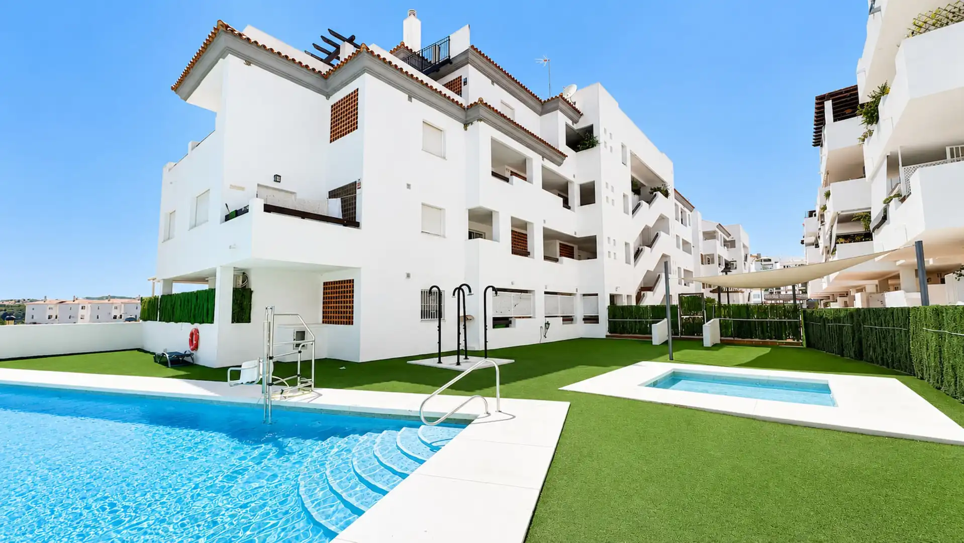 Piscina de Apartament en venda en Manilva amb Terrassa, Piscina i Moblat