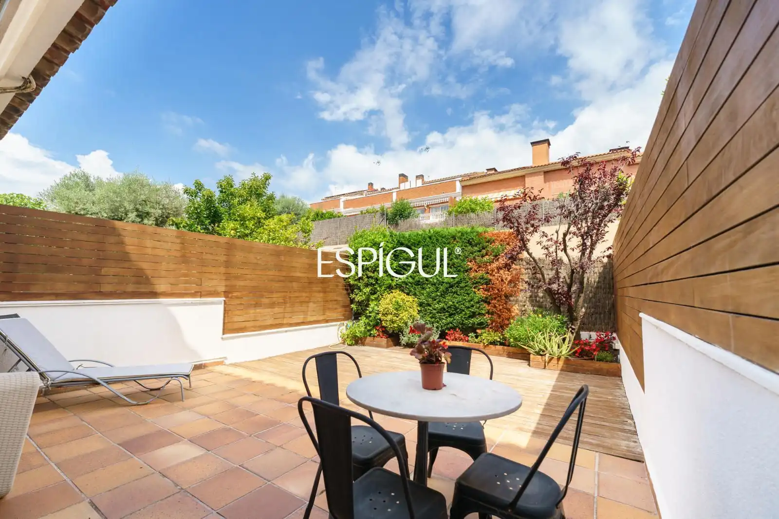 Terraza de Casa adosada en venta en Vilassar de Mar con Aire acondicionado, Calefacción y Jardín privado