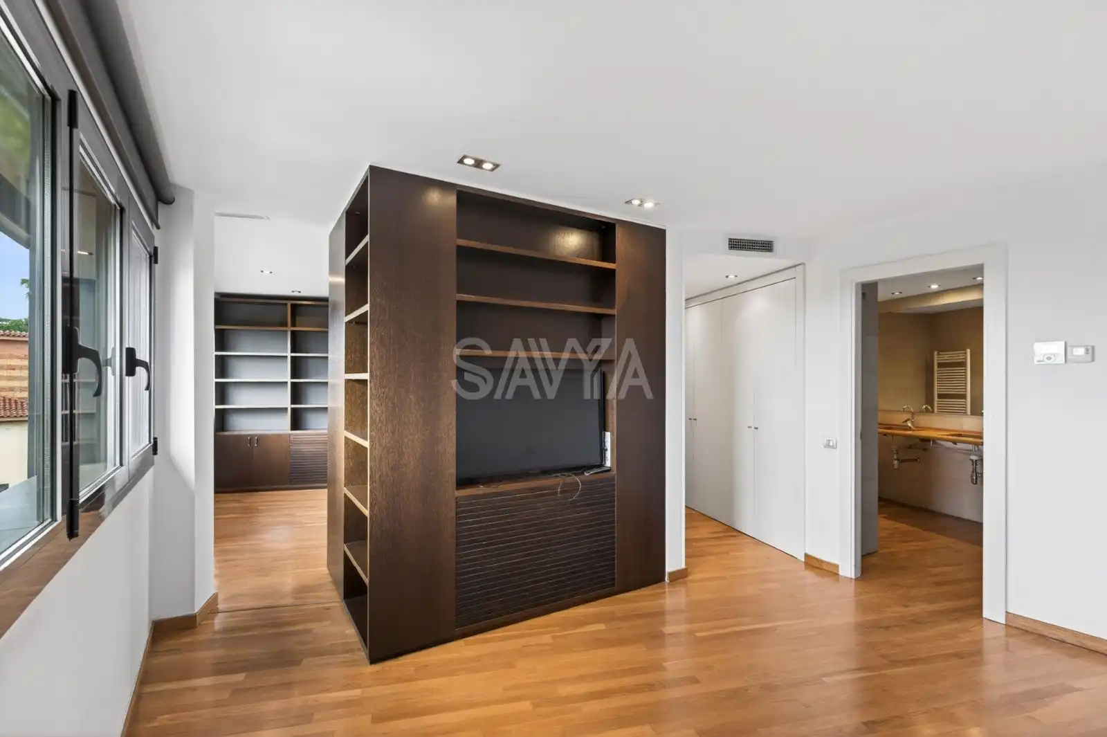 Sala de estar de Casa o chalet en venta en Barcelona con Aire acondicionado, Terraza y Trastero