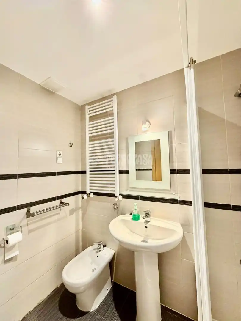 Baño de Piso en venta en Madrid con Aire acondicionado, Calefacción y Terraza