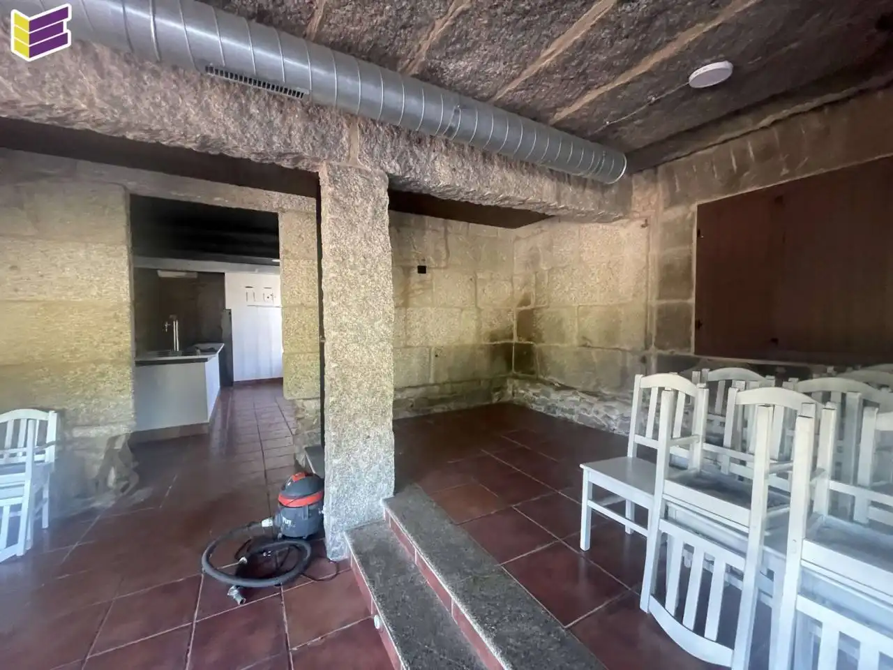 Local en venda en Tui amb Aire condicionat i Alarma