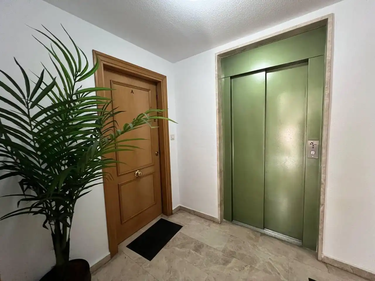 Apartamento en venta en Alicante / Alacant con Aire acondicionado, Calefacción y Trastero
