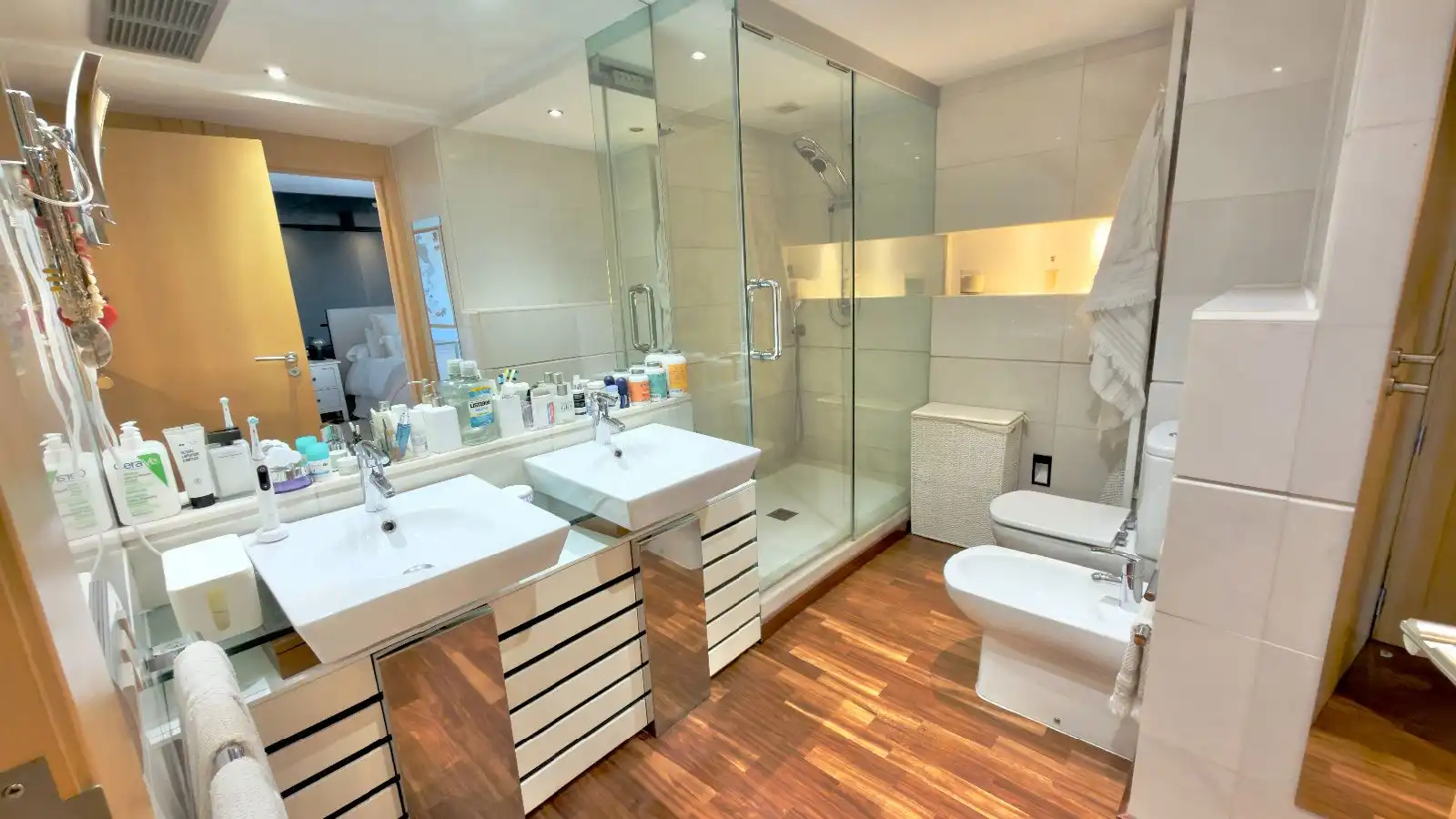 Baño de Piso en venta en Pozuelo de Alarcón con Aire acondicionado, Calefacción y Trastero