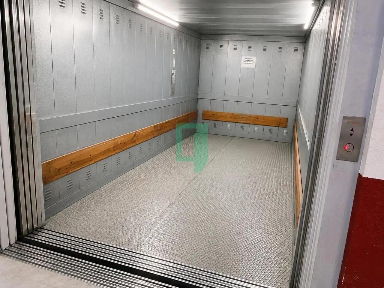 Parking de Garaje en venta en Badalona