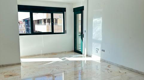 Foto 3 de Piso de alquiler en Motril  ciudad, Motril