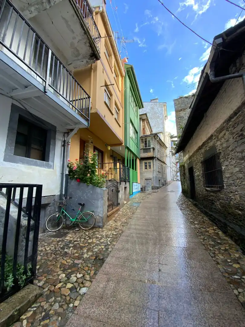 Vista exterior de Pis en venda en Valdés - Luarca