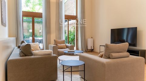 Espacioso Apartamento Dúplex con Terraza en el Eixample, Barcelona, image 3
